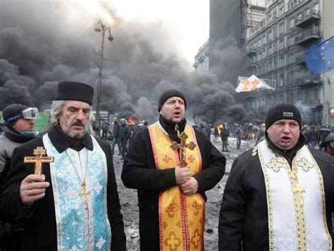 Riot Police Crack Down On Ukraine Protests