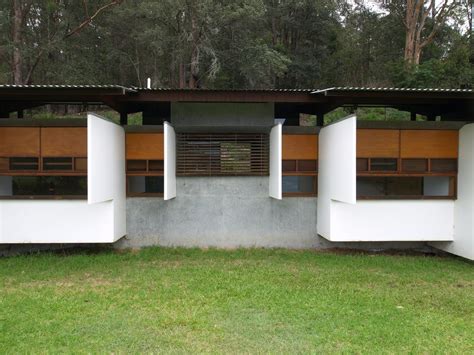 The Arthur and Yvonne Boyd Education Centre Design by Glenn Murcutt