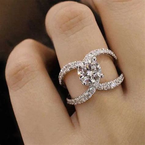 Fashion Rings For Women Fashion Jewelry White Crystal Wedding Band