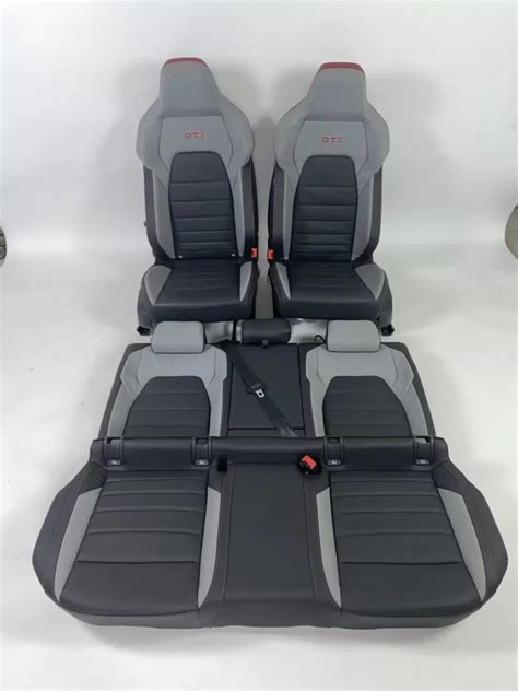 Interior VW Golf 8 GTI CS (CD) Grey/Red – Golf Gti