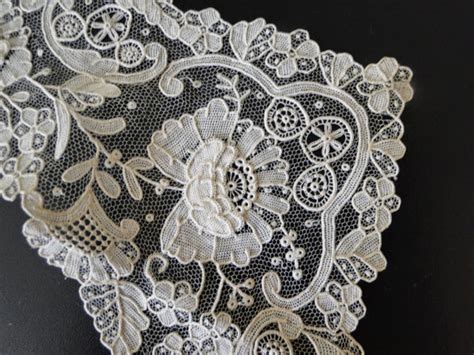 Buyer And Seller Of Antique Lace Fine Linens Vintage Clothing Haute