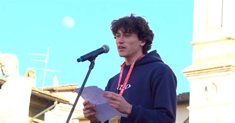 Firenze Parla Uno Studente Del Liceo Da Vinci E Difende La Preside