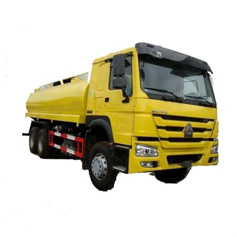 Wheel Dongfeng Gallon Water Delivery Trucks Fuel Truck Sewage