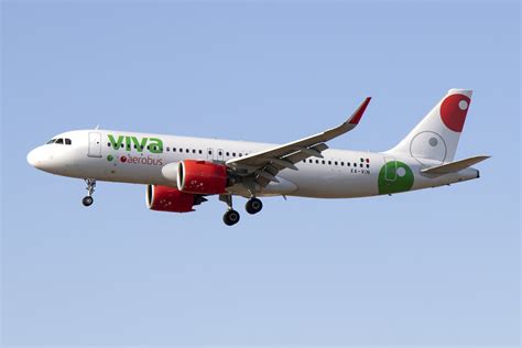 XA VIN Viva Aerobus Airbus A320 271N Los Angeles Interna Flickr