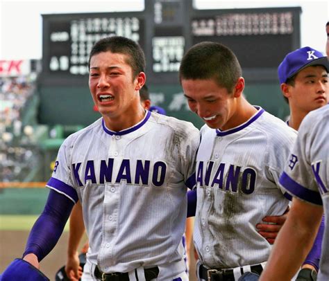 写真： 第100回 夏の甲子園 （最終日）／大阪桐蔭が春夏連覇／史上初 2度目達成 沖縄タイムス紙面掲載記事 沖縄タイムス＋プラス