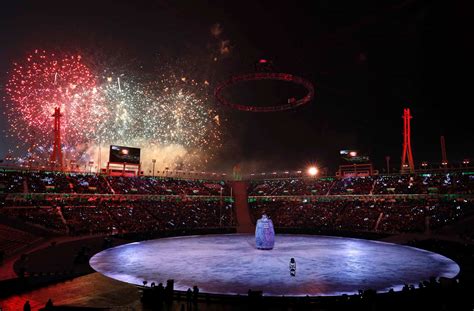 Olympics 2018: Opening ceremony 'Peace in Motion' kicks off Pyeongchang Winter Games - ABC News