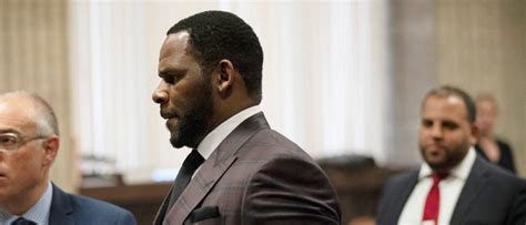 R Kelly Arrested On Federal Sex Crimes Reports The Daily Caller