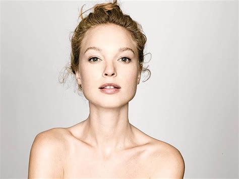 Yoga Poses That Ll Help You Look Better Naked Self