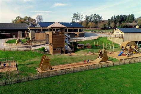 Rochehaut Attractions Brasserie Parc Animalier Et Agrimusée En