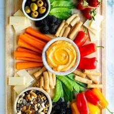 How To Make A Healthy Snack Board Daisybeet