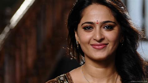 Anushka Shetty With Her Natural Smile Anushka Shetty And Pawan Kalyan