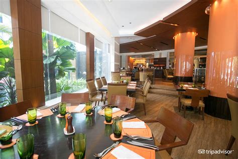 Makati Shangri La Manila Hotel Reviews And Price Comparison