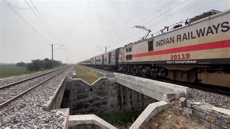 Furious 130 Kmph Speed Cape Pune Express Indian Railways Youtube