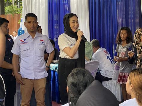 Gelar Bazar Minyak Goreng Murah Di Koja Caleg Lisa Mariana Masyarakat