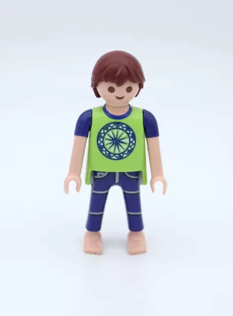 Playmobil Homme Tenue Verte Et Bleue Pieds Nus Maison Eur