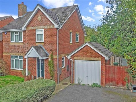 4 Bed Detached House For Sale In Juniper Close Maidstone Kent Me16