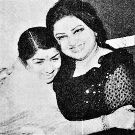 Top 10 Facts about Saba Qamar - Discover Walks Blog