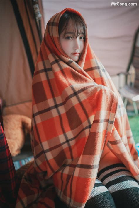 Djawa Photo Son Ye Eun 손예은 “romantic Winter Glamping” 99 ảnh