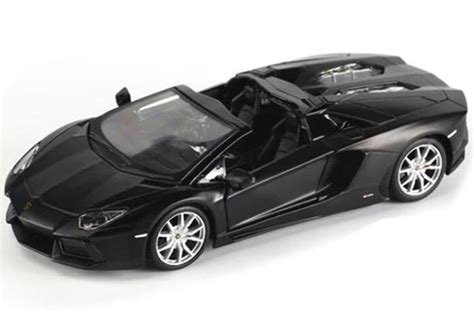 Maisto Lamborghini Aventador LP700-4 Roadster Diecast Model [BB02B582]