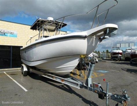 Boston Whaler 260 Outrage Centre Console Huge Open Deck Btfd3702036