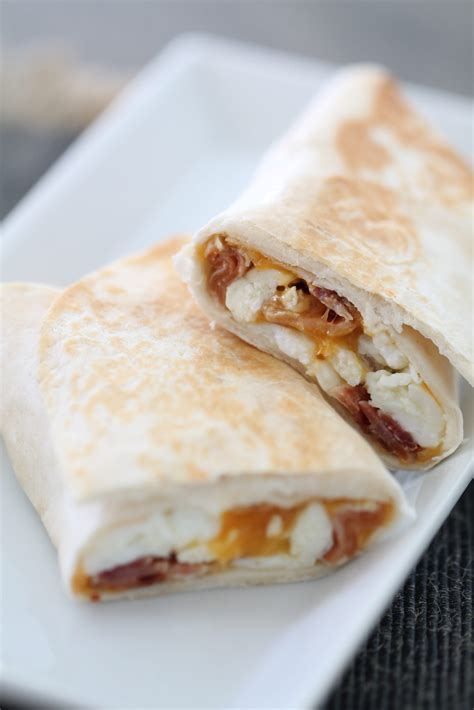 Crispy Egg White & Bacon Breakfast Burrito – Macro Friendly Food