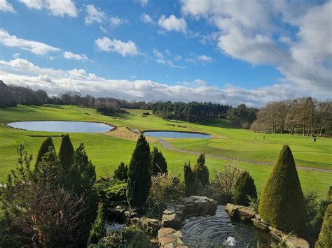 Bearwood Lakes Golf Club Berkshire