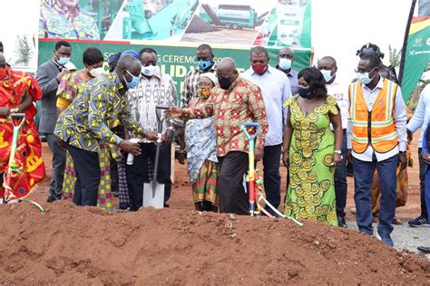 Akufo Addo Cuts Sod For Construction Of Solid Waste Treatment Plant In