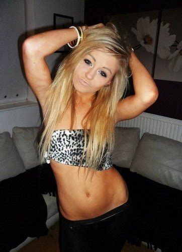 10 Hot Sexy Shannon Rose Lane Bikini Pics