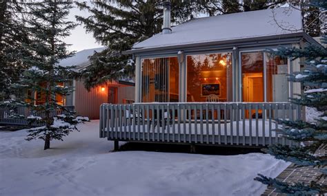 Tunnel Mountain Resort Banff Mountain Chalets With Wine Groupon Getaways