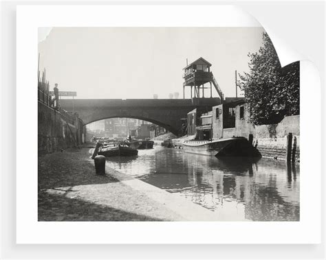 Limehouse Cut Looking South From Commercial Road Stepney London