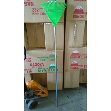 Jual Sapu Lantai Plastik Garuk Daun Nagoya Shopee Indonesia