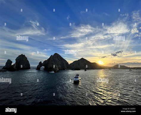 Sunset At The Arch Of Cabo San Lucas Stock Photo Alamy