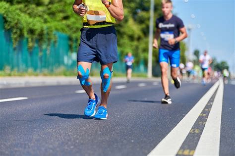 Premium Photo Man In Sportswear Running On The Street