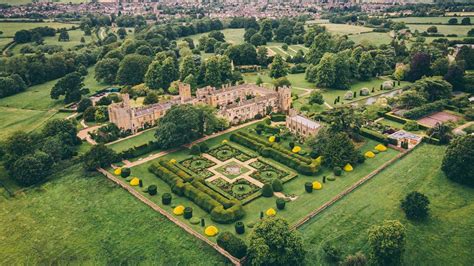 Sudeley Castle - Kirby Farm Caravan Site