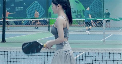 Nhan sắc của cô nàng hot girl Pickleball mới nổi đang gây sốt mạng xã hội