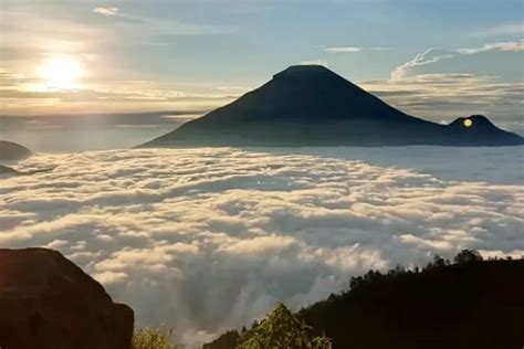 Rekomendasi 10 Tempat Wisata Dieng Wonosobo Yang Dapat Kamu Kunjungi