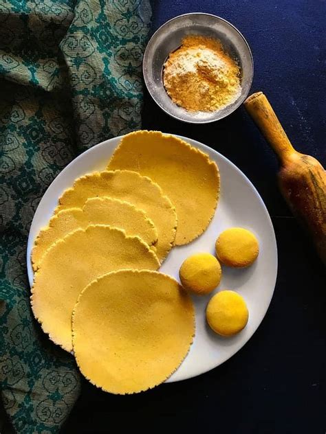 Makki Ki Roti Cornmeal Flatbread Tips For Perfect Roti Everytime