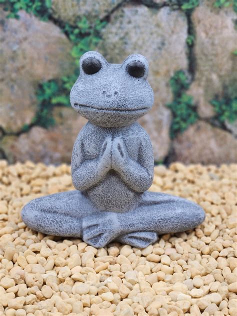 Frog Statue Zen Yoga Garden Frog Statue Handmade Concrete Frog Zen