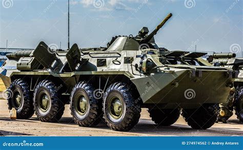 Combat Wheeled Amphibious Armored Personnel Carrier Btr Of The