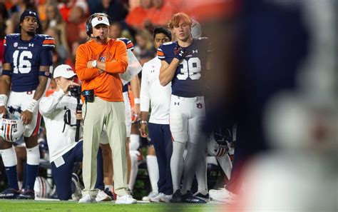 Is Auburn football's Hugh Freeze still a quarterback guru? His former
