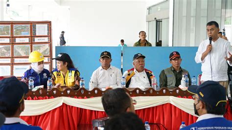 Berkunjung Ke Natuna Menko PMK Pastikan Upaya Tanggap Bencana Berjalan