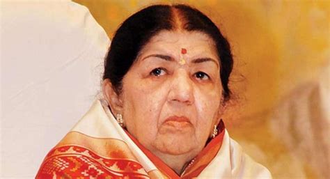 Lata Mangeshkar భారత గాన కోకిల లతా మంగేష్కర్ ఇకలేరు