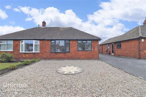 Thornton Cleveleys 2 Bed Bungalows For Sale Buy 2 Bed Houses In