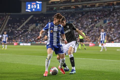 Faltava Um Chico Assim Para Chegar Ao Jamor Fc Porto Vence Vit Ria Sc