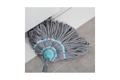 Швабра с отжимом Доляна черная насадка из микрофибры, окрашенный ...