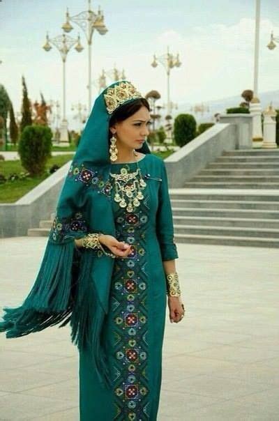 туркмения | Traditional outfits, Traditional fashion, Traditional dresses
