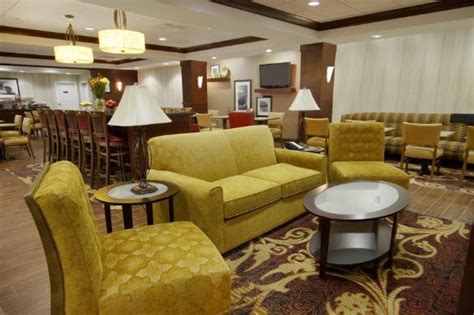 Hampton Inn Bangor - UPDATED 2017 Prices, Reviews & Photos (Maine ...