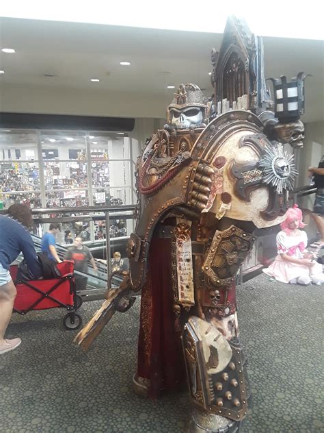 The ONLY Warhammer Cosplay at FanX : Warhammer