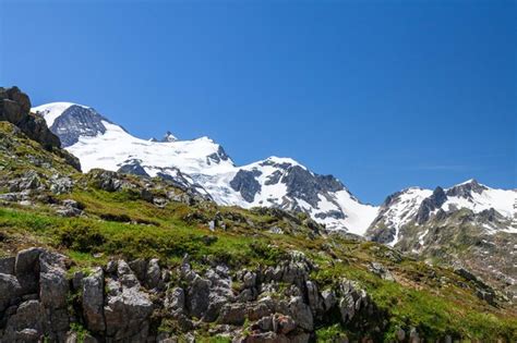 Premium Photo | Panoramic view of mountains