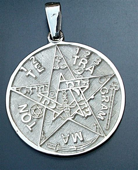 Cadena Y Medalla Dije Tetragramaton Pentagrama En Plata Meses Sin